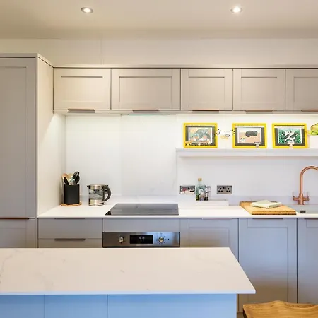 Apartment Dover Mews